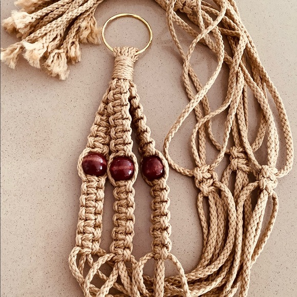 NEW Handmade Macrame Plant Hanger Tan - Picture 2 of 5